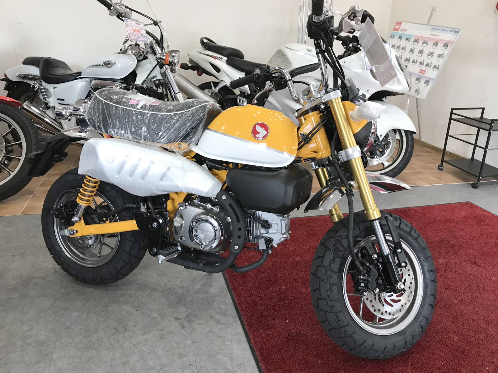 モンキー125 展示車