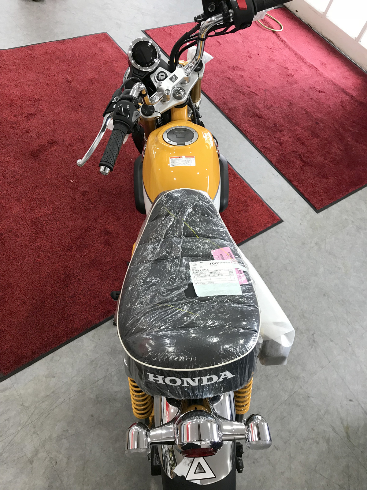 モンキー125 展示車