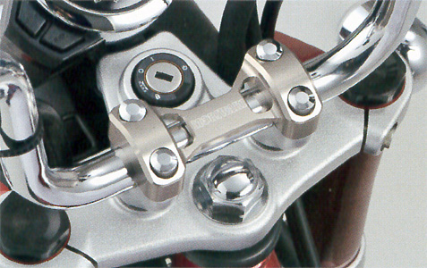 モンキー125(JB02) モリワキ(MORIWAKI) ハンドルアッパーホルダー