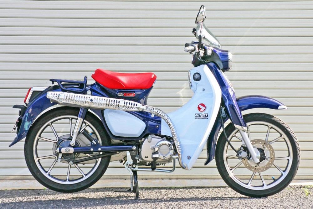 新型スーパーカブC125(JA48) OUTEX アウテックス マフラー アップタイプ