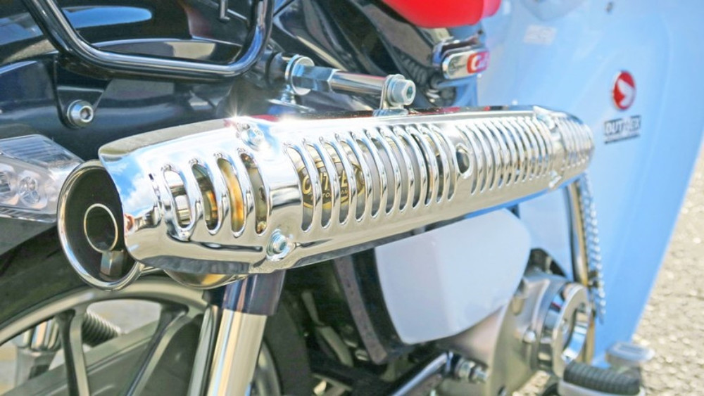 新型スーパーカブC125(JA48) OUTEX アウテックス マフラー アップタイプ