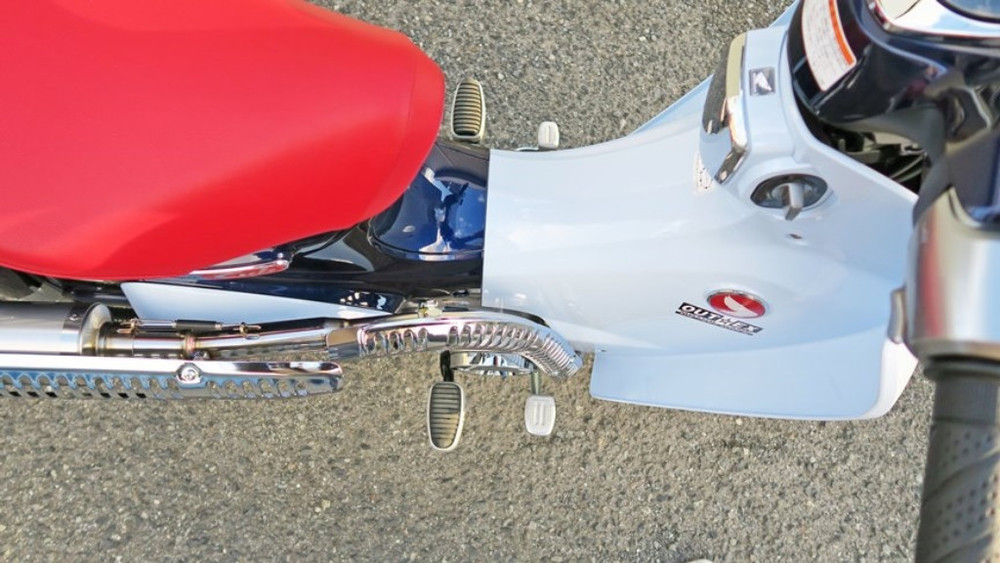 新型スーパーカブC125(JA48) OUTEX アウテックス マフラー アップタイプ