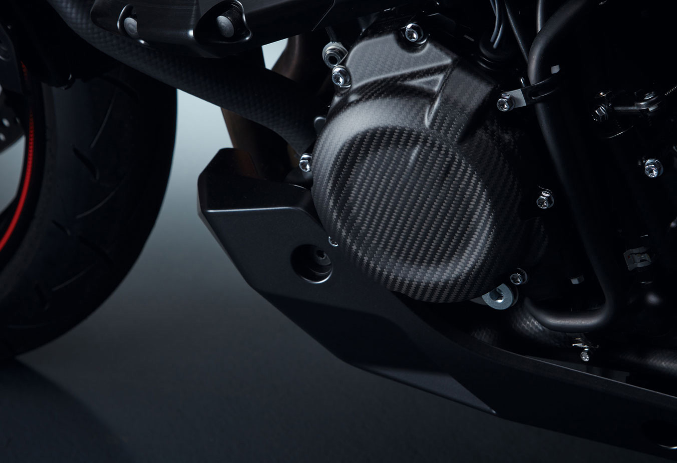 2019 新型KATANA SUZUKI カーボンオルタネーターカバー