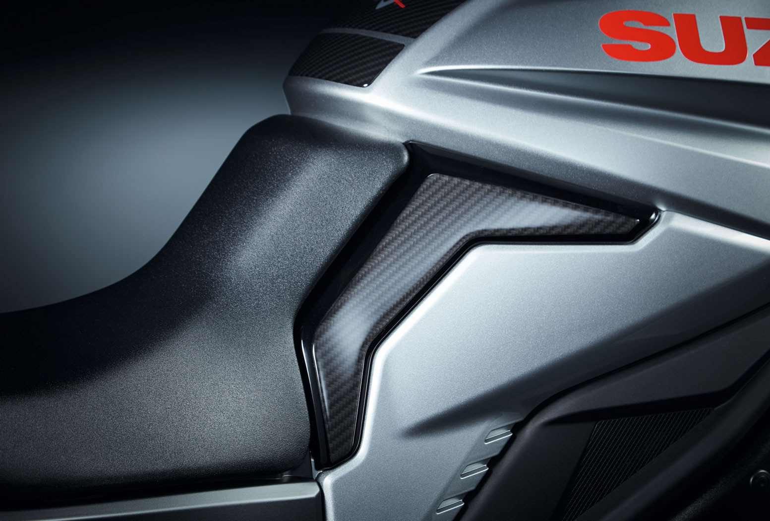 2019 新型KATANA SUZUKI サイドプロテクションステッカー