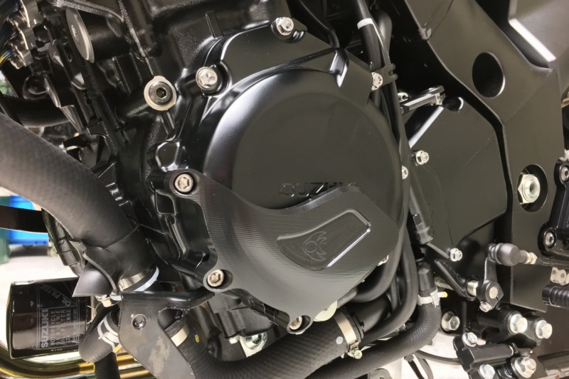 2019 新型KATANA K-FACTORY（ケイファクトリー）エンジンカバースライダー 左側