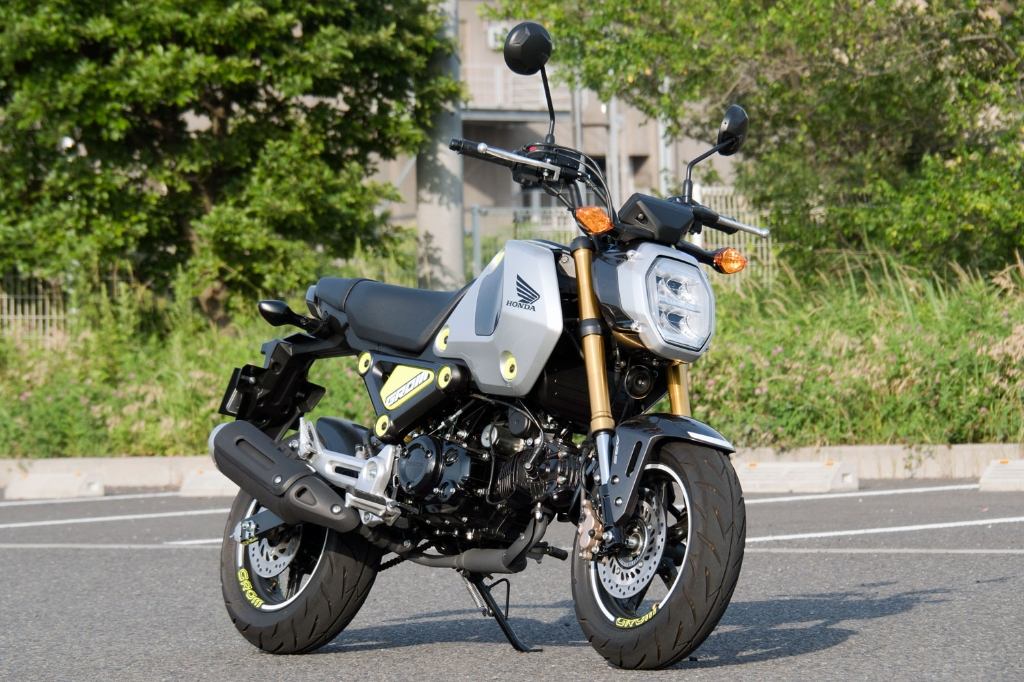 2021新型グロム(GROM 2BJ-JC92) World Walk(ワールドウォーク)リムステッカー