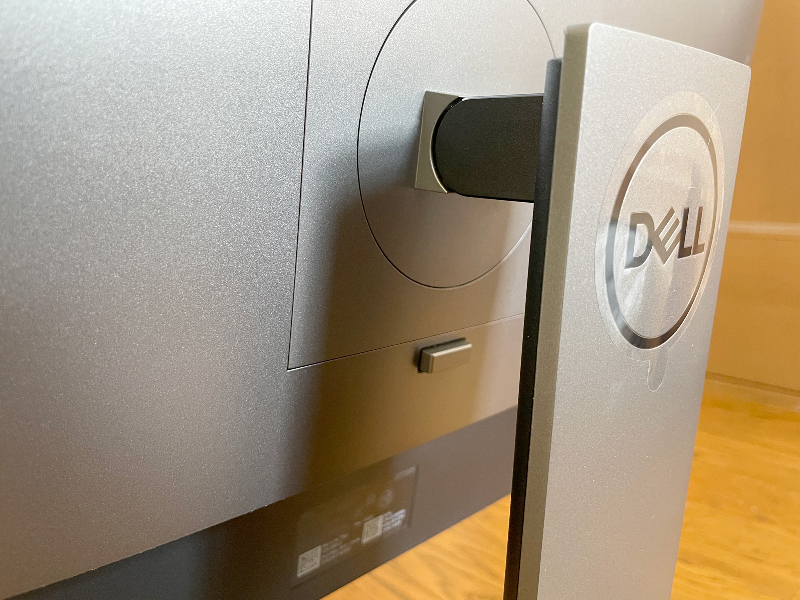 ほぼ満足!M1 MacbookAir に Dell U2720QM