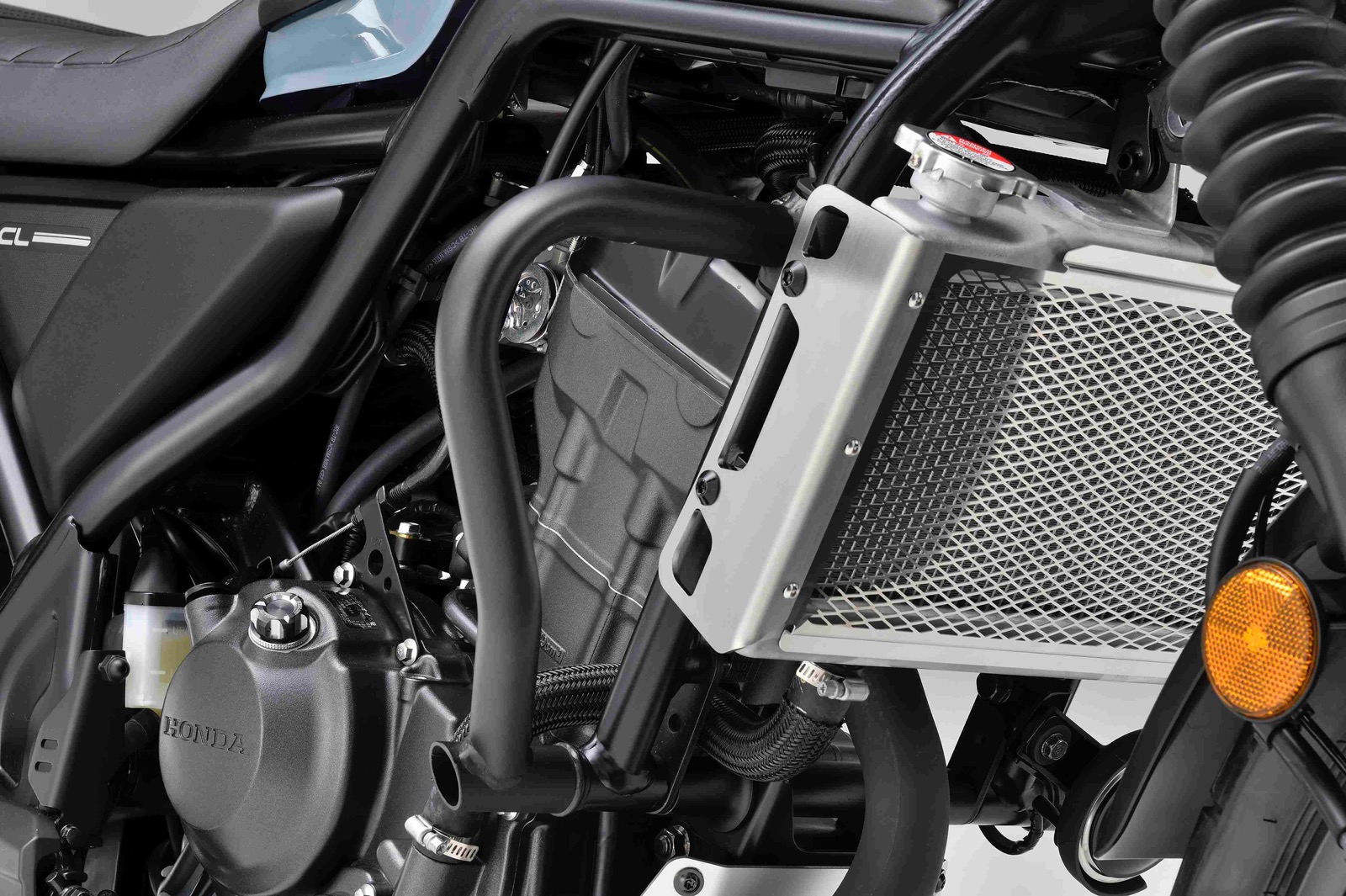 HONDA CL250(8BK-MC57) DAYTONA（デイトナ）パイプエンジンガード（アッパー）