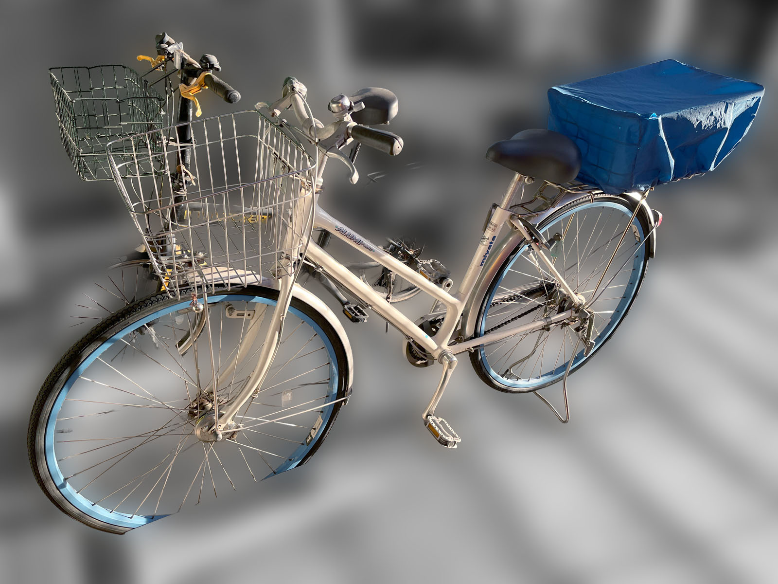 異音のする自転車（ママチャリ）のローラーブレーキを専用グリスでメンテナンス