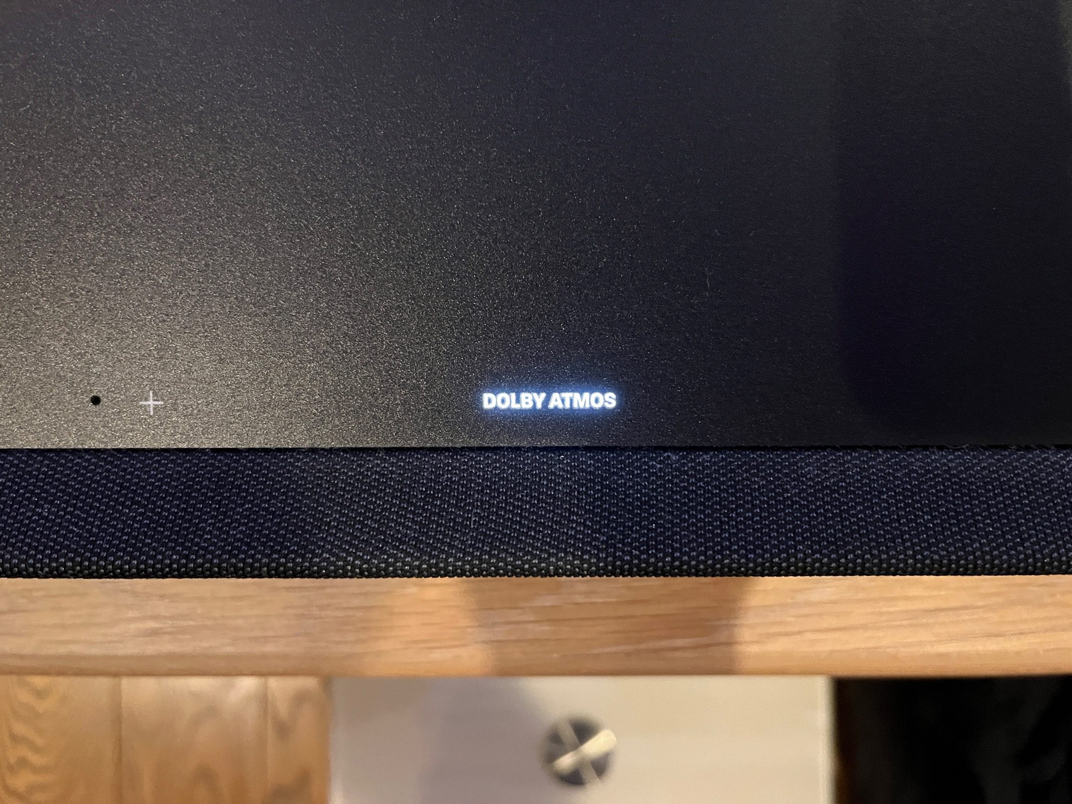 ゼンハイザー AMBEO Soundbar Mini を購入したのでちょっとレビュー